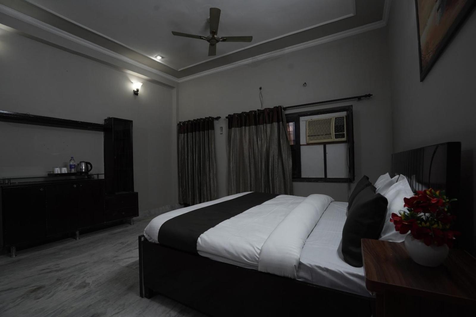 Play-Sunflower Omega-1 Couple Friendly Greater Noida Luaran gambar