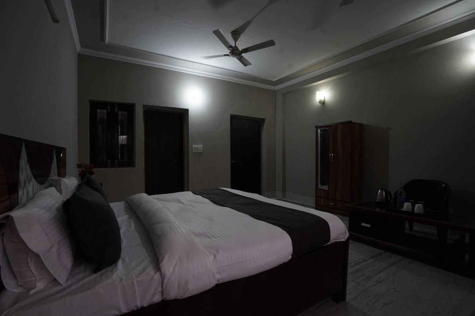 Play-Sunflower Omega-1 Couple Friendly Greater Noida Luaran gambar